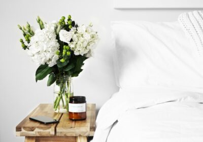 Ghidul complet pentru a-ți optimiza spațiul locativ cu soluții smart de stocare și organizare.