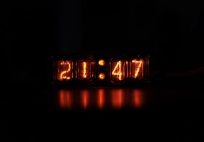 Cum se scrie corect la multi ani sau la multi-ani