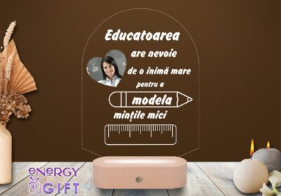 Cadouri personalizate pentru educatori și învățători